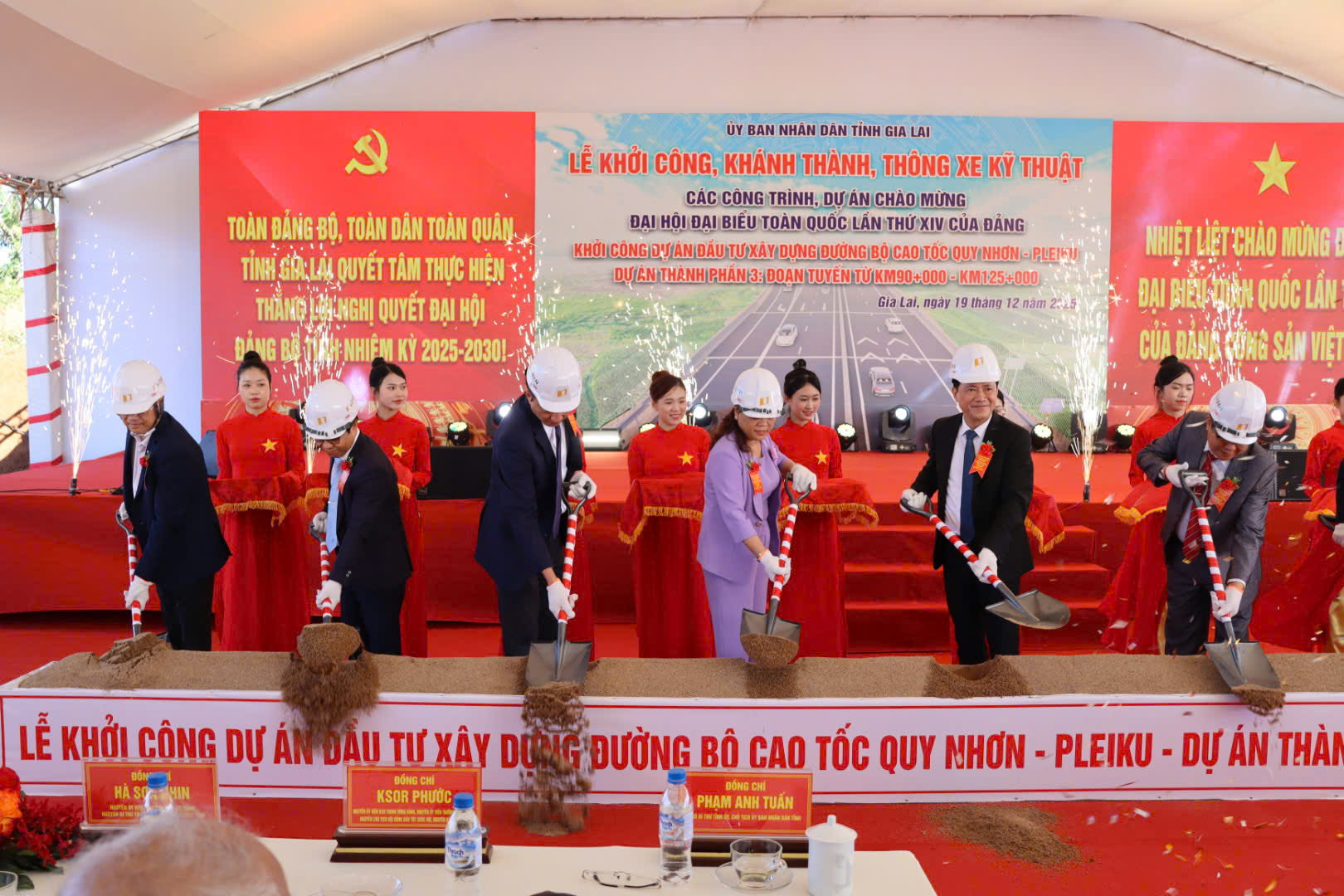 Khi Gia Lai ra biển lớn 2 Gia Lai - Ảnh 2.