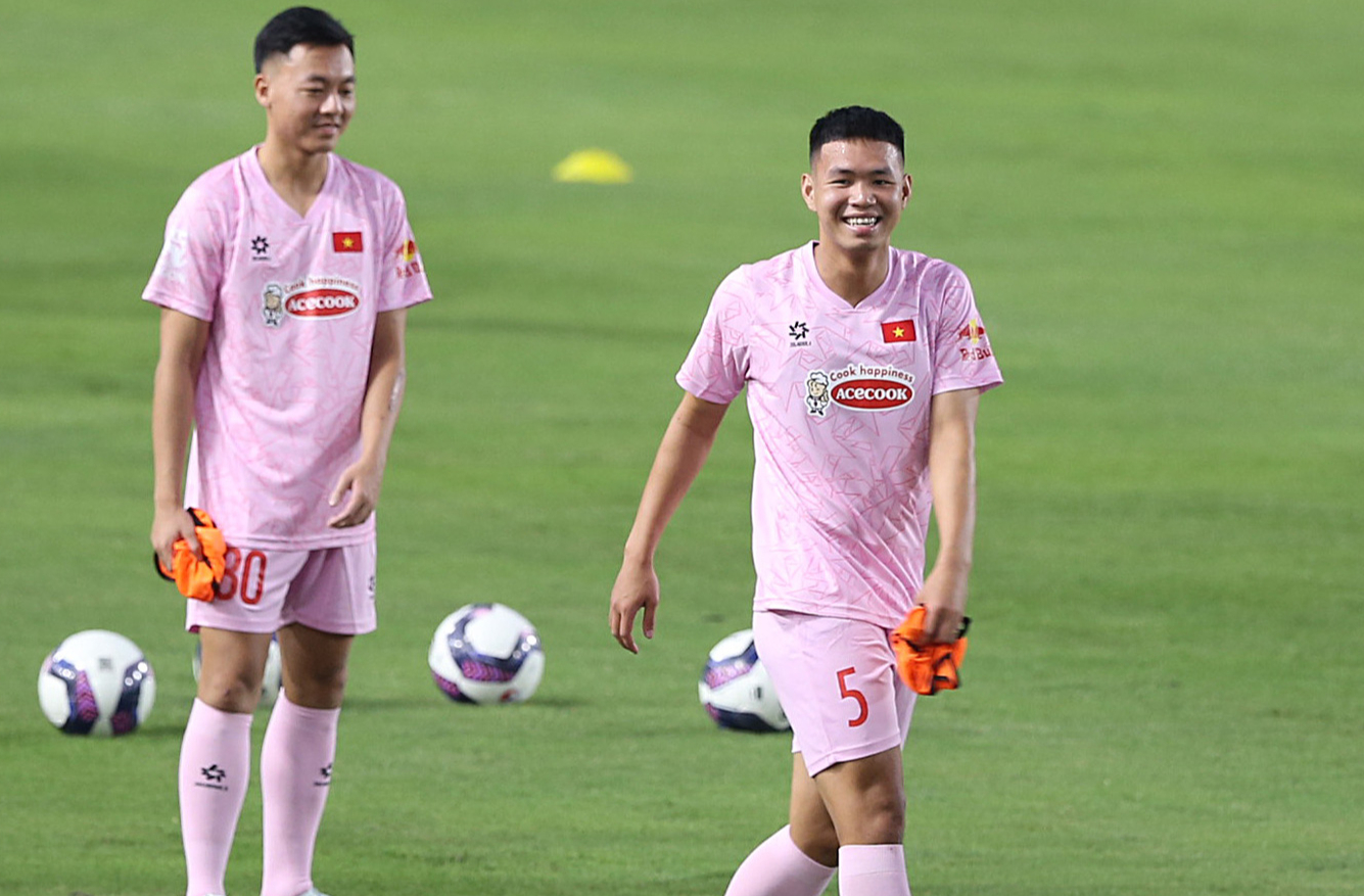 Kỳ vọng năm 2026 khởi sắc với các cầu thủ tuổi Ngọ 5 Kỳ vọng năm 2026 khởi sắc với các cầu thủ tuổi Ngọ - Ảnh 5.