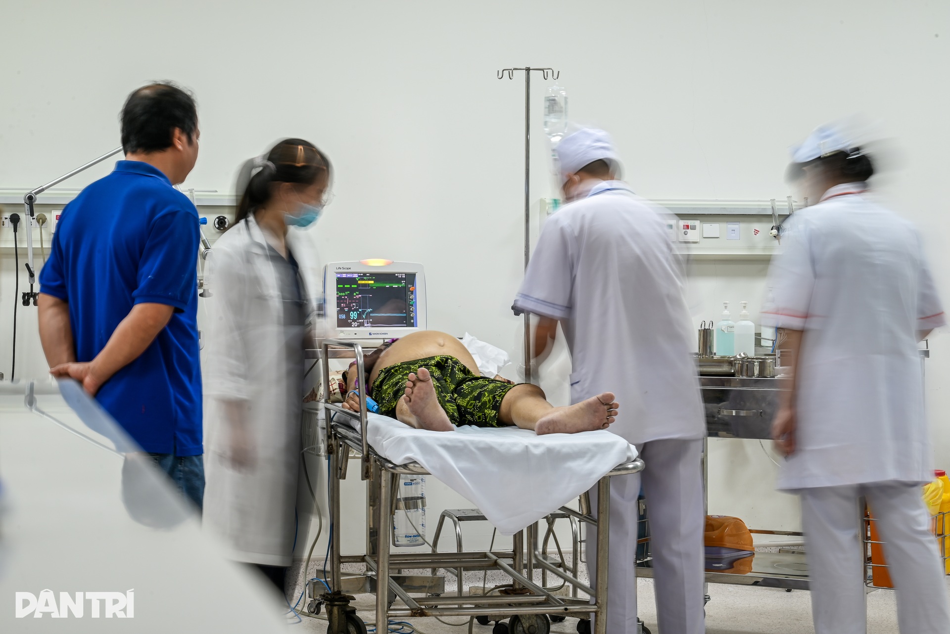 Bên trong khoa cấp cứu những ngày cuối năm - 11