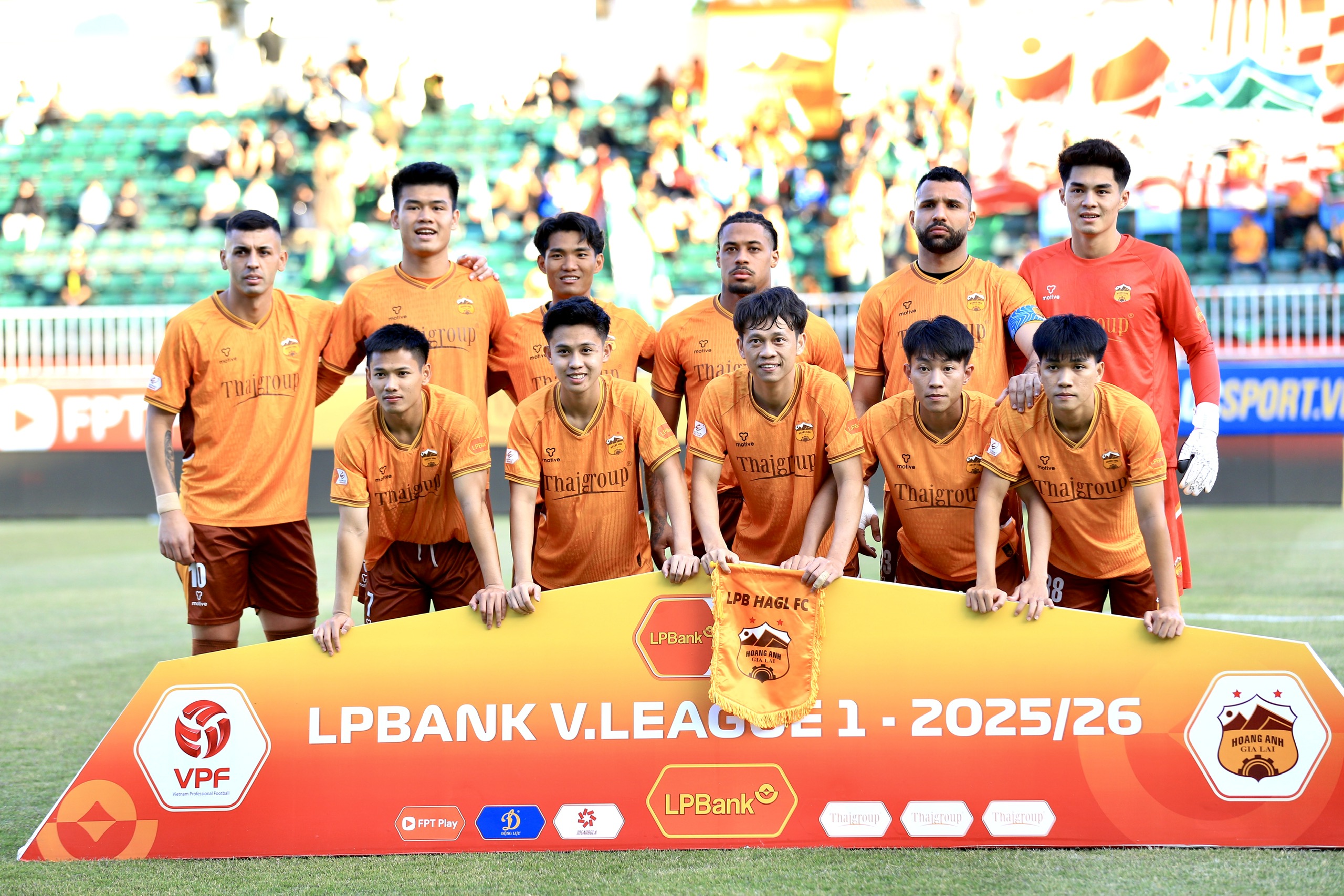 Ngôi sao tuổi Ngọ quyết định 'vận mệnh' HAGL ở V-League- Ảnh 2. Ngôi sao tuổi Ngọ quyết định 'vận mệnh' HAGL ở V-League- Ảnh 2.