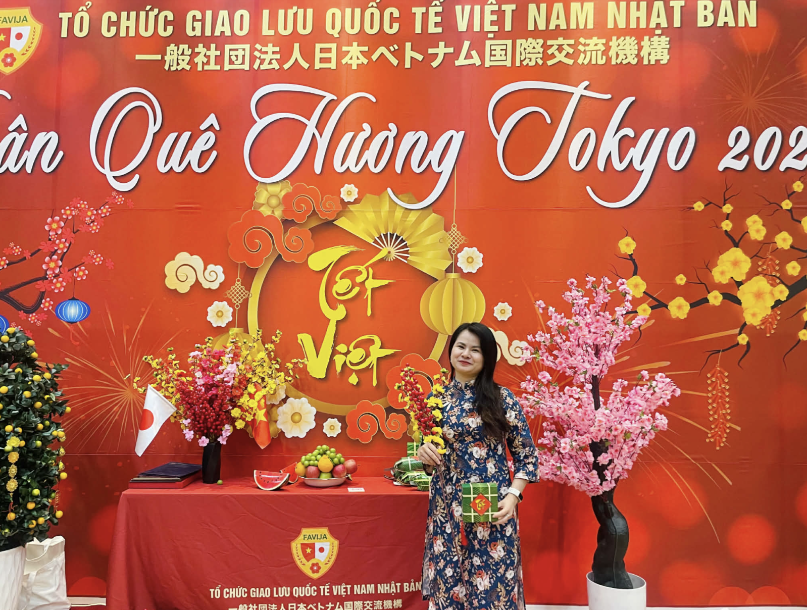 Người Việt đón Tết 2026: Vui sum vầy, lo thắt chặt chi tiêu - Ảnh 2.