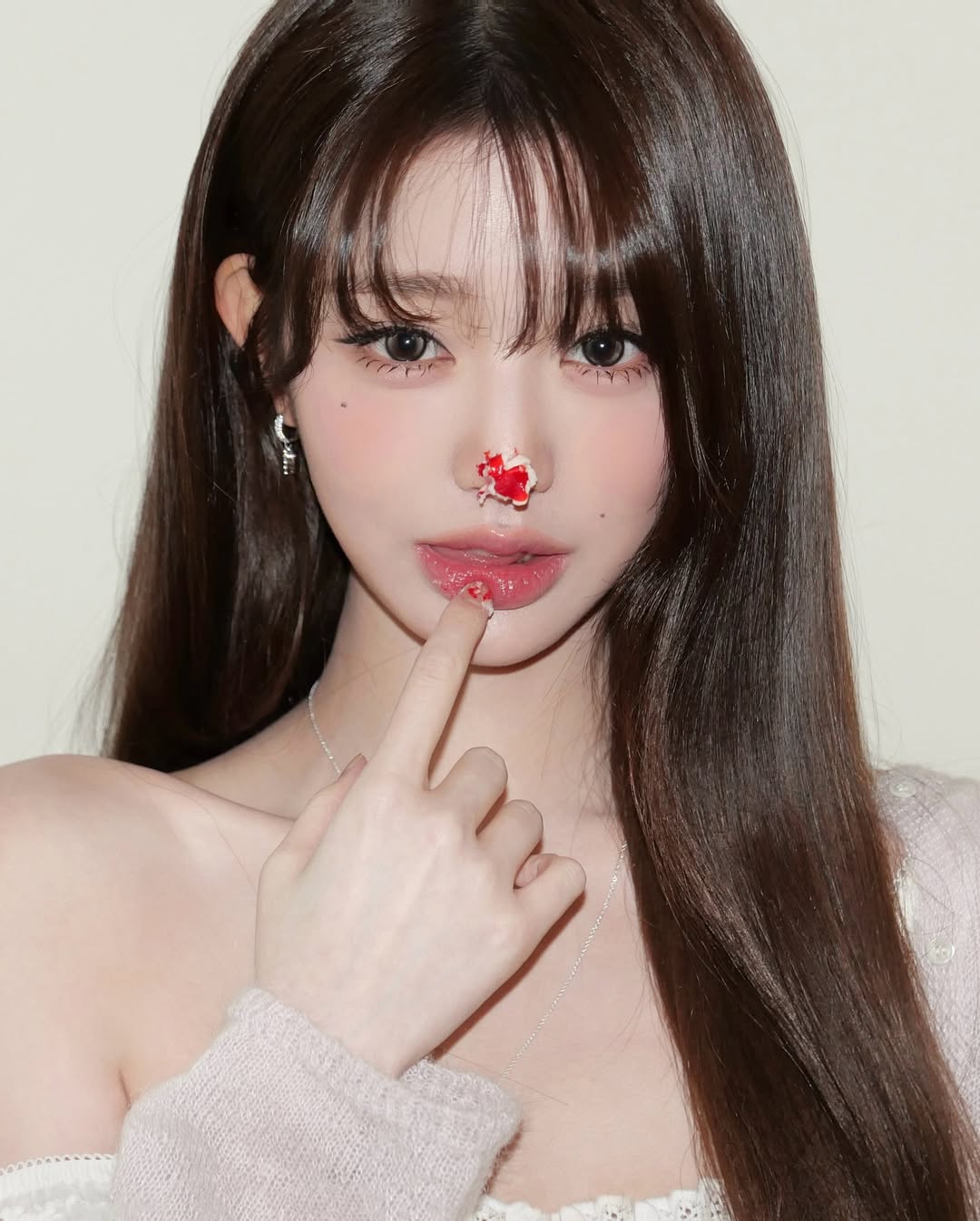 Đây là Jang Wonyoung hay bản sao vô tính thế: Mọi cái đẹp giống nhau như đúc, chính chủ sắp bị thay thế chưa?- Ảnh 4.