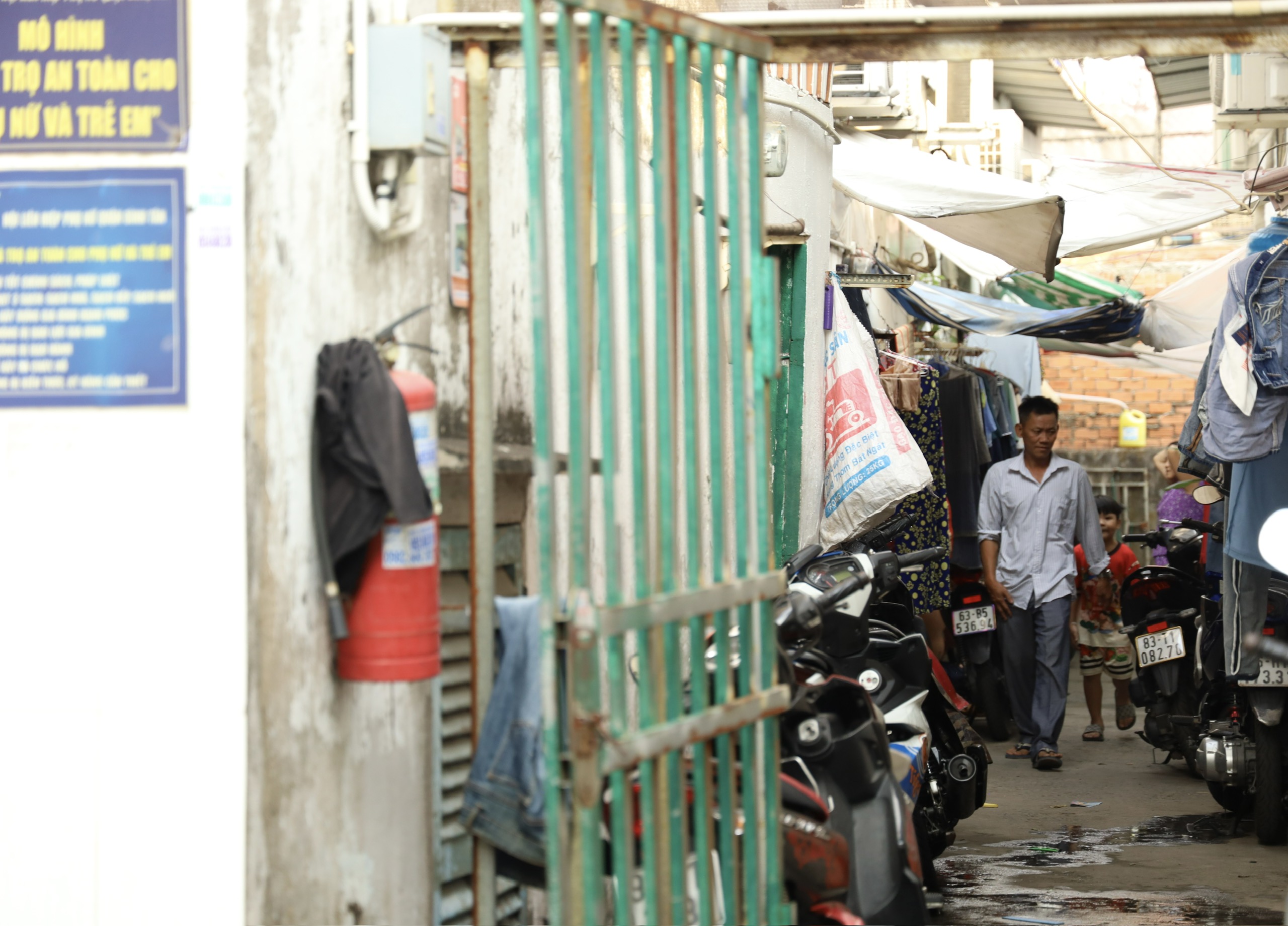 Công nhân vui Tết: Sum vầy theo những cách khác nhau - Ảnh 11.