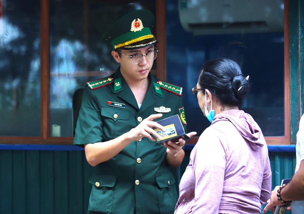 Tiếng loa Biên phòng 4.JPG