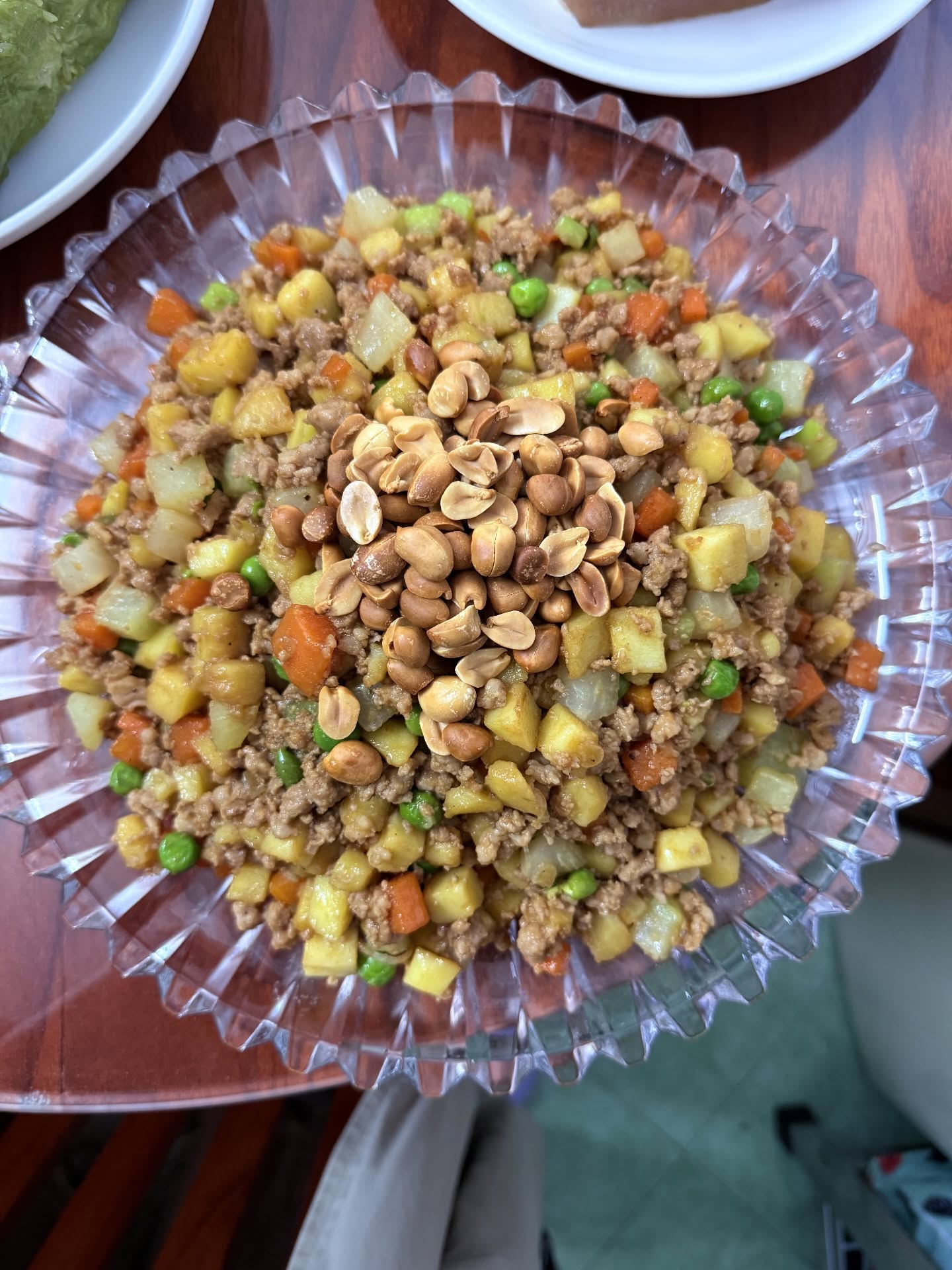 Mâm cơm tất niên 