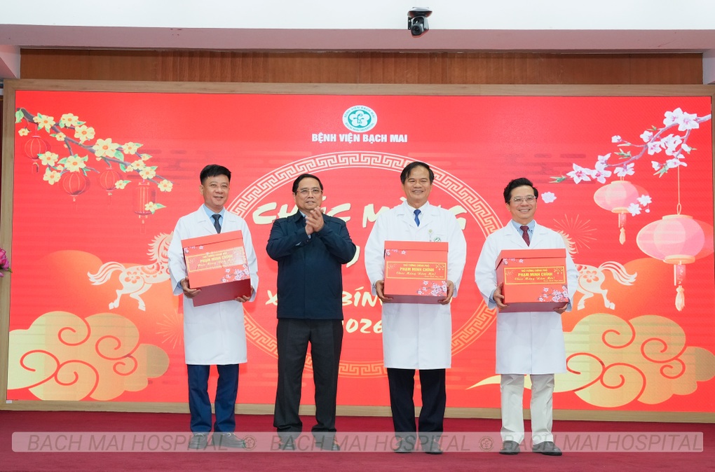 Thủ tướng: Bệnh viện tuyến cuối là niềm hy vọng lớn nhất của người bệnh - 4