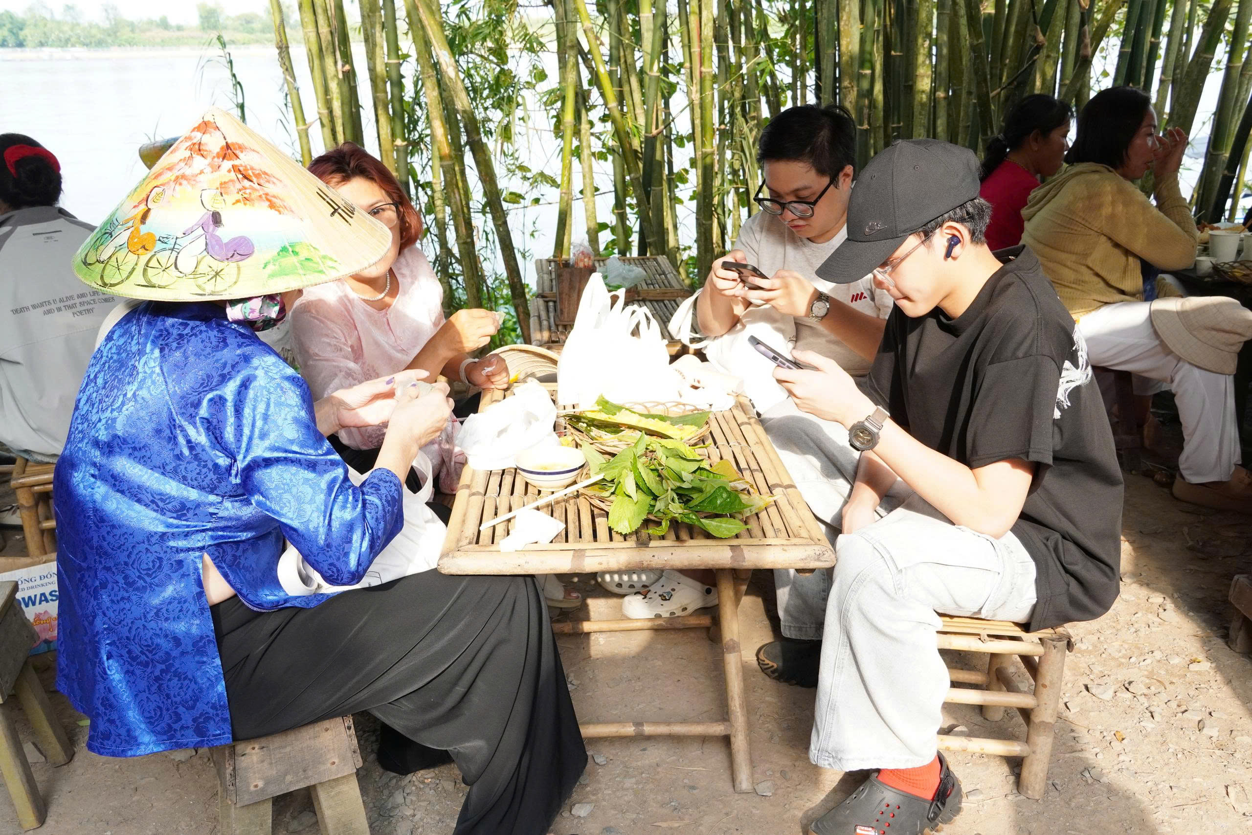 Dân dã các mô hình chợ quê tại Đồng Tháp - Ảnh 33.