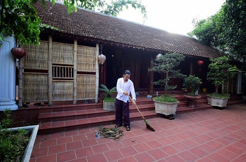 Nam nghệ sĩ sở hữu 2 Việt phủ dát vàng: Hôn nhân viên mãn bên vợ đẹp và 5 con- Ảnh 2. Nam nghệ sĩ sở hữu 2 Việt phủ dát vàng: Hôn nhân viên mãn bên vợ đẹp và 5 con- Ảnh 2.