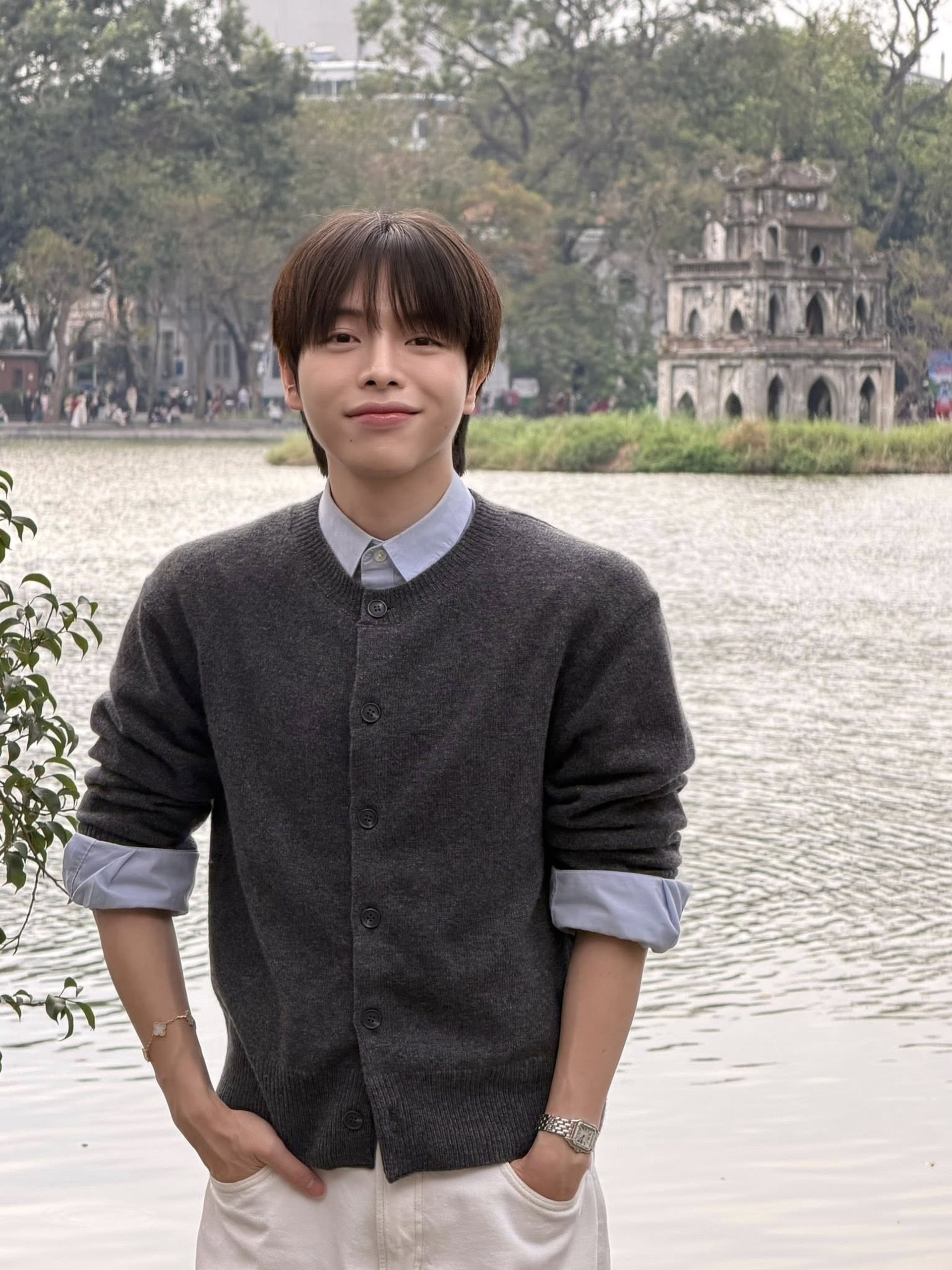 Sao đón giao thừa Tết Bính Ngọ: Bức ảnh gia đình Cường Đô La gây chú ý - 9 Sao đón giao thừa Tết Bính Ngọ: Bức ảnh gia đình Cường Đô La gây chú ý - 9