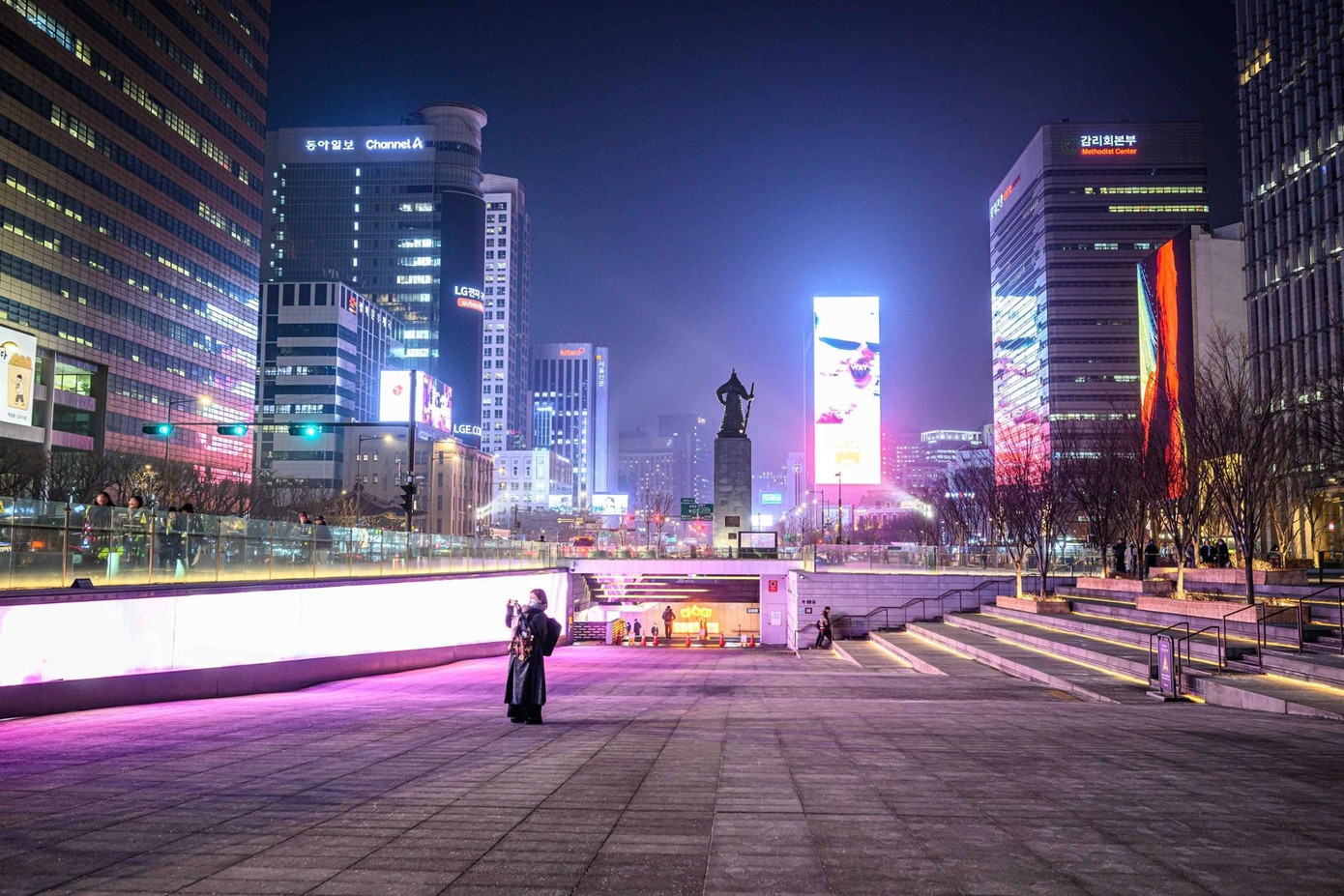 Lo ngại sự kiện ngoài trời chưa từng có tiền lệ- Ảnh 2.