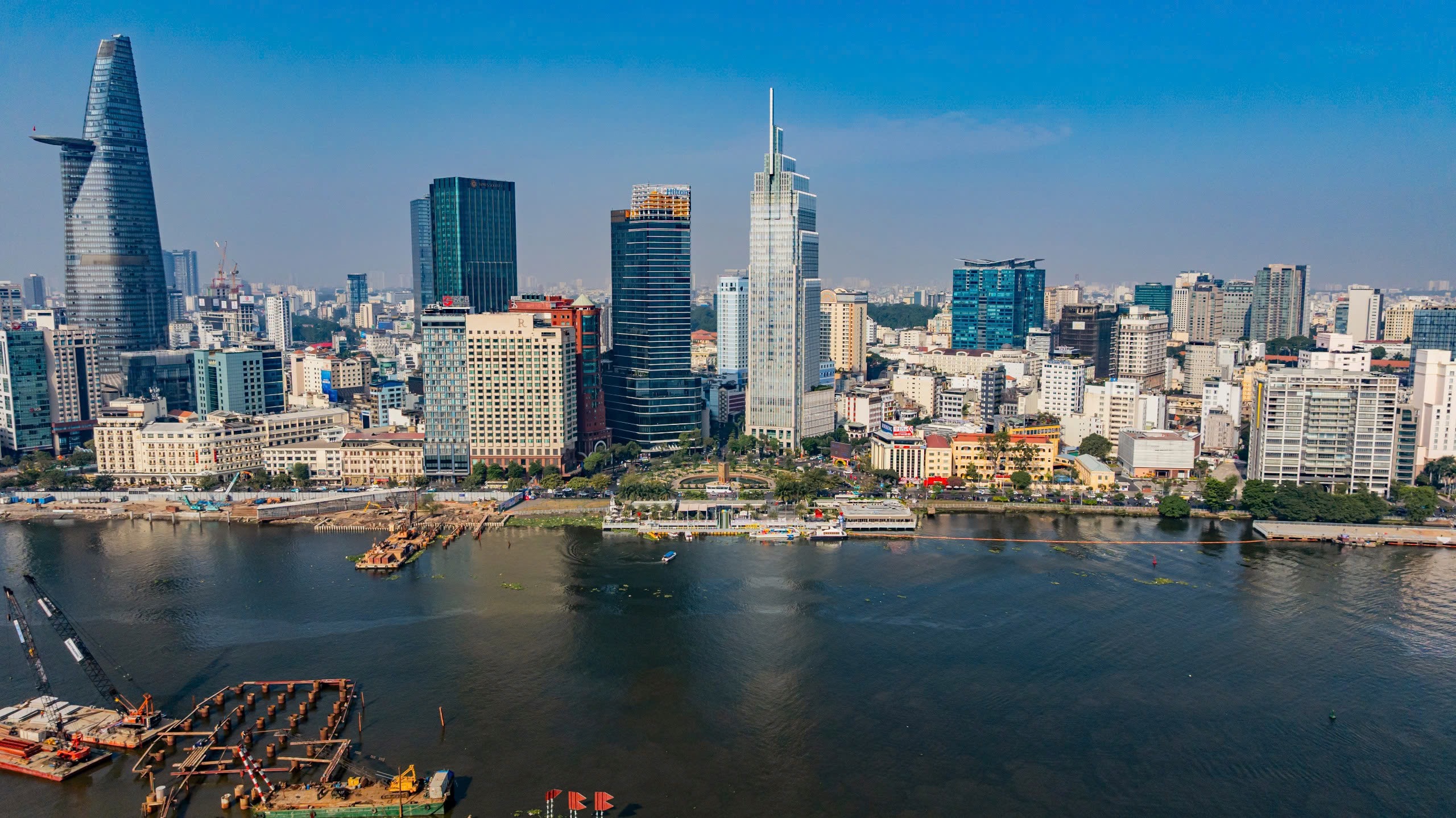 TP.HCM nhìn từ sông Sài Gòn - Kỳ 3: Cuộc đua của những tòa tháp chọc trời- Ảnh 4. TP.HCM nhìn từ sông Sài Gòn - Kỳ 3: Cuộc đua của những tòa tháp chọc trời- Ảnh 4.