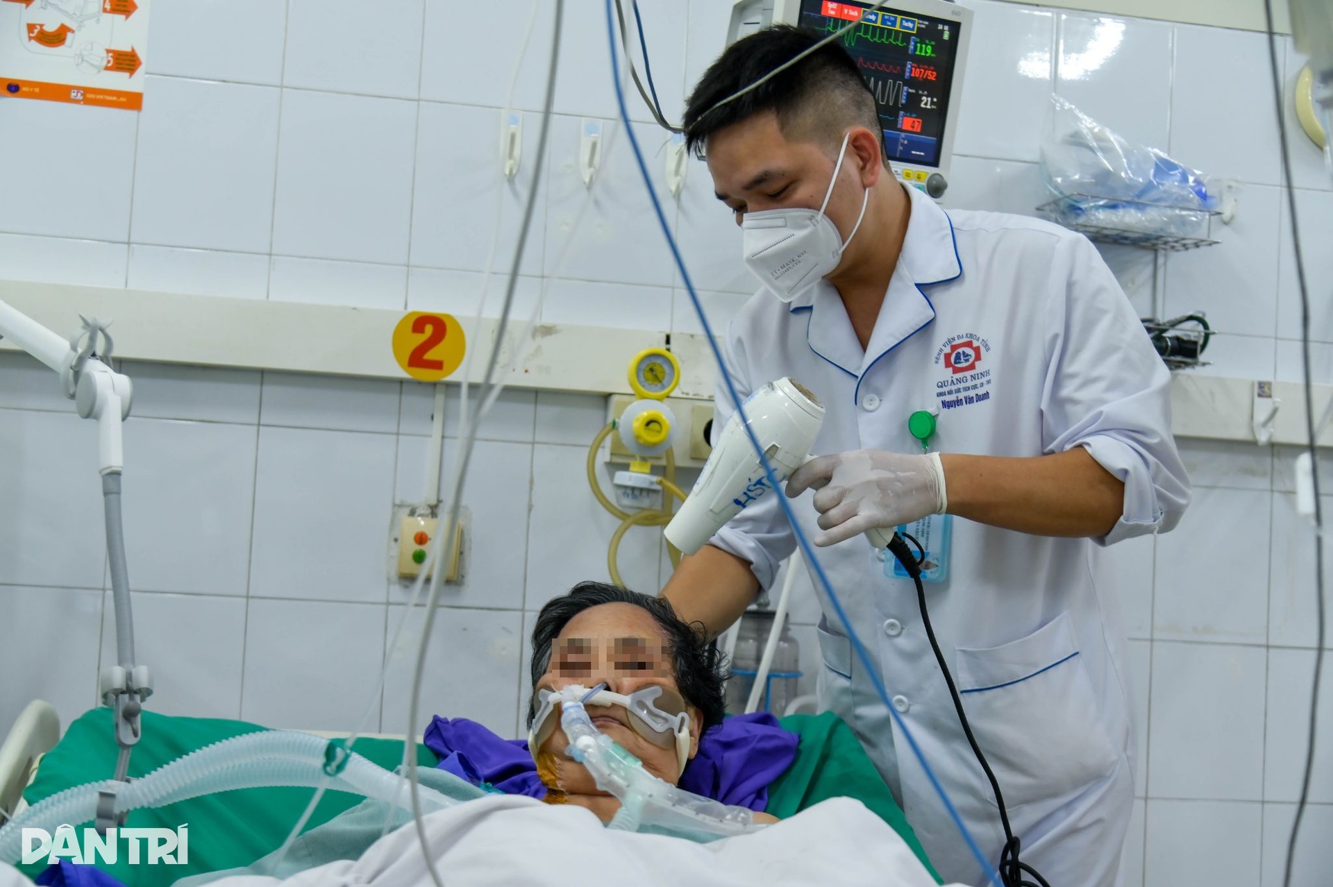 Ngày Tết trong khoa hồi sức: Người bệnh được gội đầu đón năm mới - 11