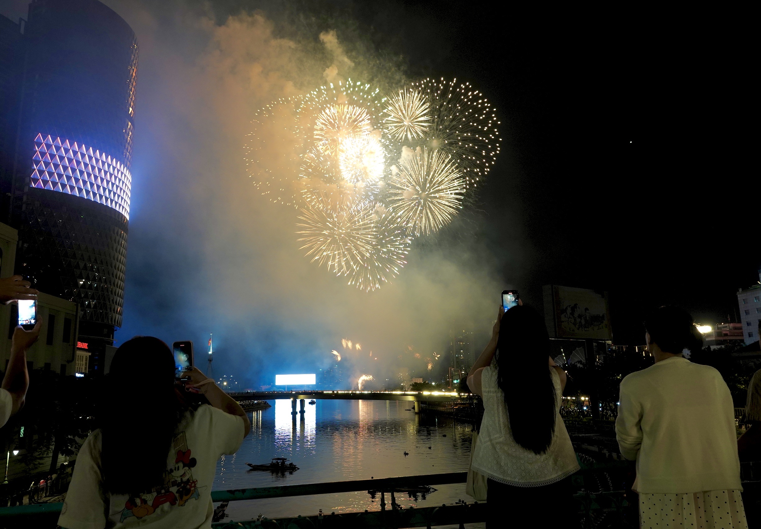 giao thừa - Ảnh 4.