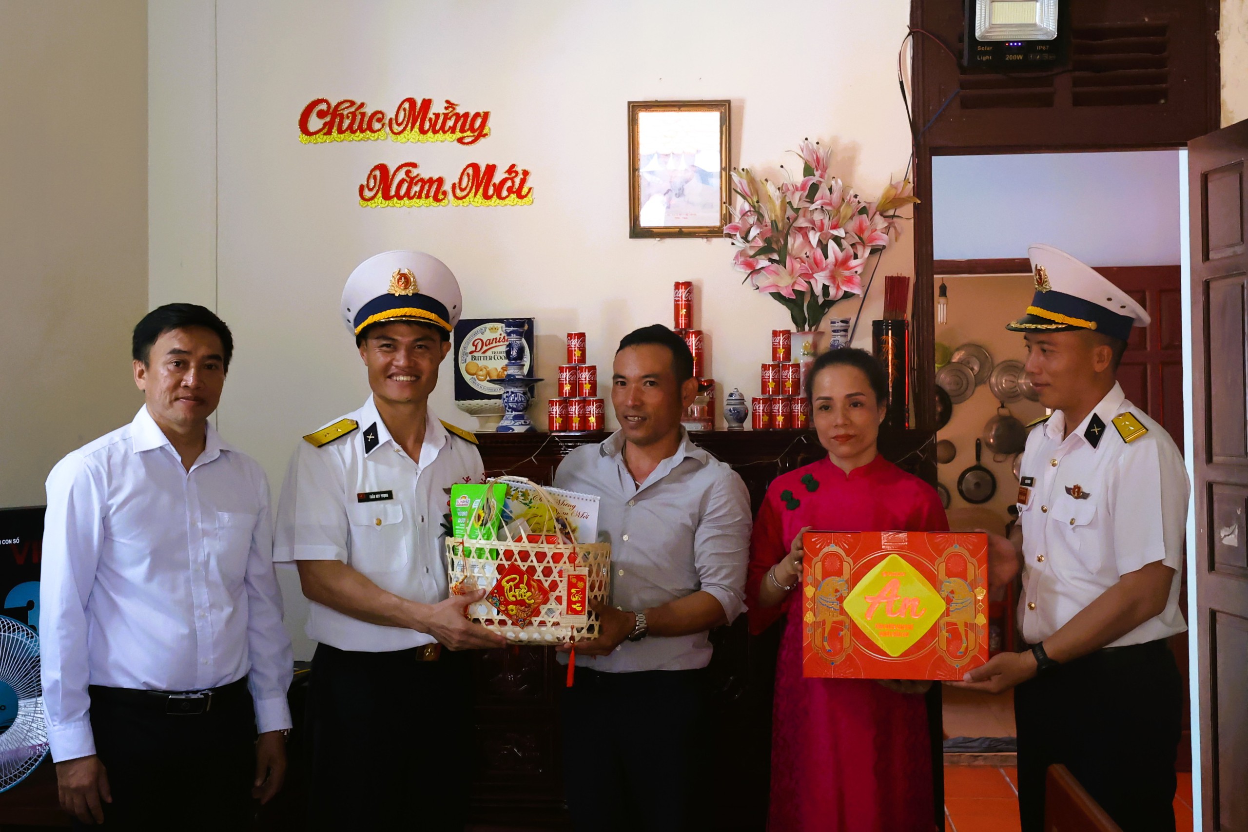 Tết ở Trường Sa - Kỳ 6: Những món quà đặc biệt- Ảnh 16.