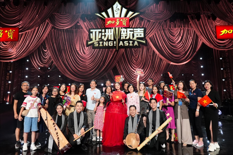 Phương Mỹ Chi sau 13 năm: Đi xa đến đâu, tôi vẫn chỉ mong bố mẹ tự hào - 2