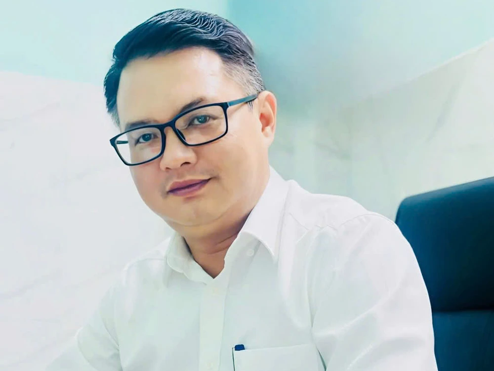 LS Nguyễn Thành Long.jpg