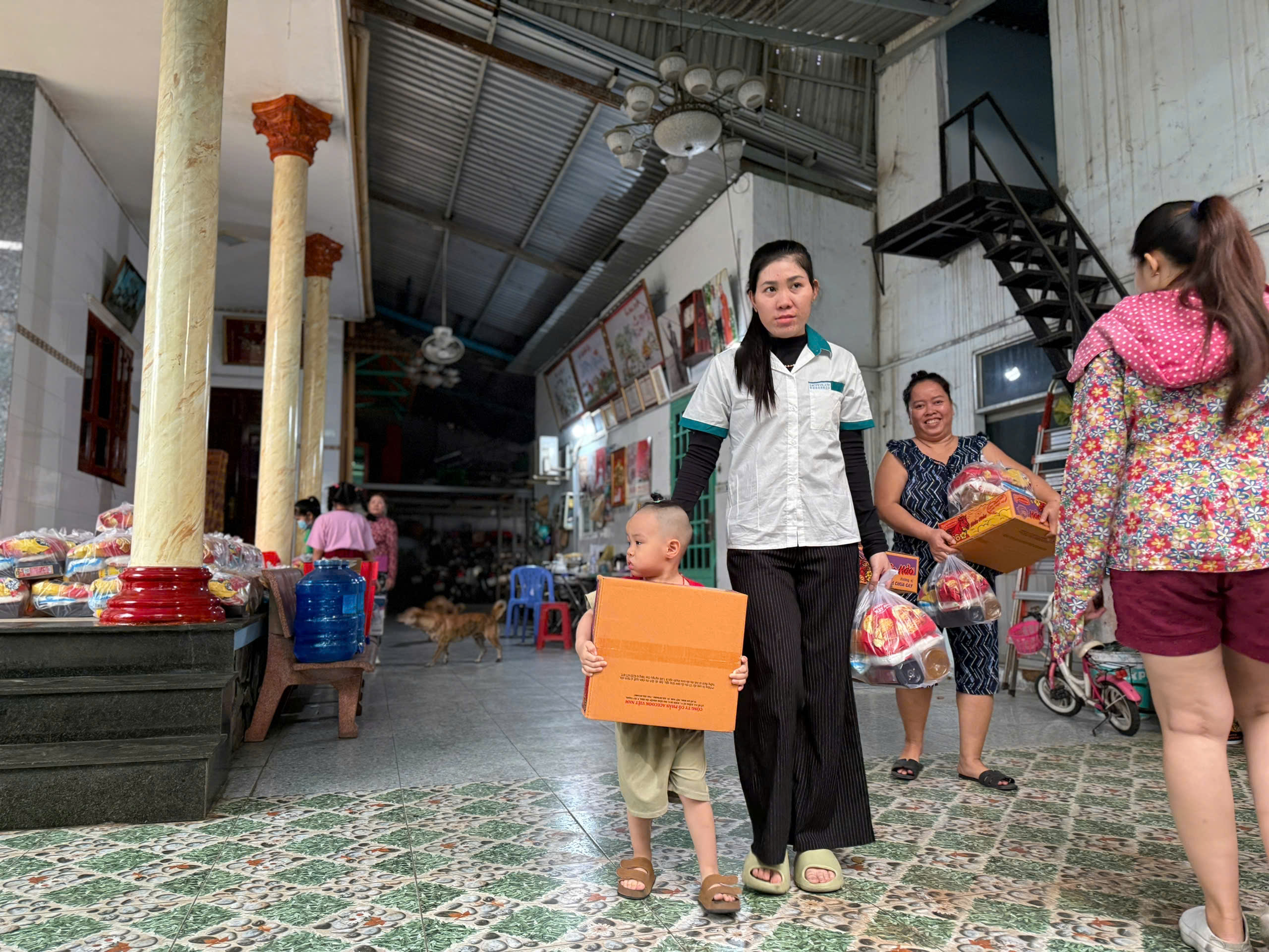 Những chủ trọ hào sảng góp Tết cho công nhân – lao động - Ảnh 16.