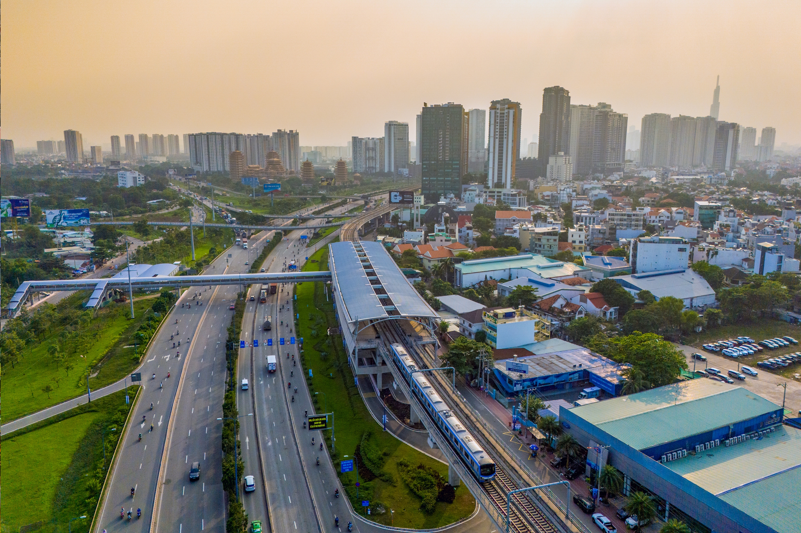 TPHCM - Từ mùa xuân thống nhất đến mùa xuân phát triển - Ảnh 3.