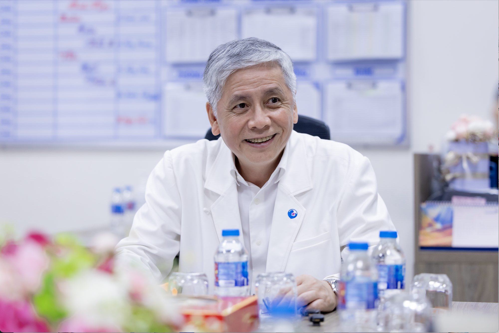 Giao thừa tại Bệnh viện Từ Dũ: Tặng vàng 24K cho em bé đầu tiên của năm Bính Ngọ 2026- Ảnh 5.