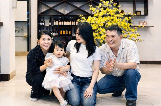 Gia đình chị Nhi chuẩn bị đi du xuân đầu năm. Ảnh: NVCC