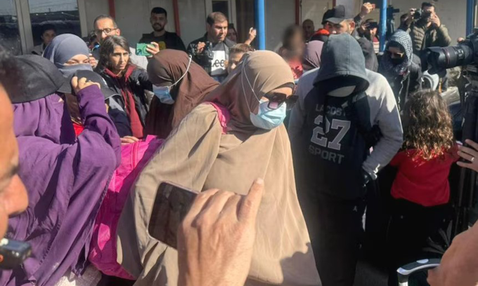 Nhóm công dân Australia có liên quan tới IS phải quay lại trại giam trong ảnh đăng ngày 17/2. Ảnh: ABC