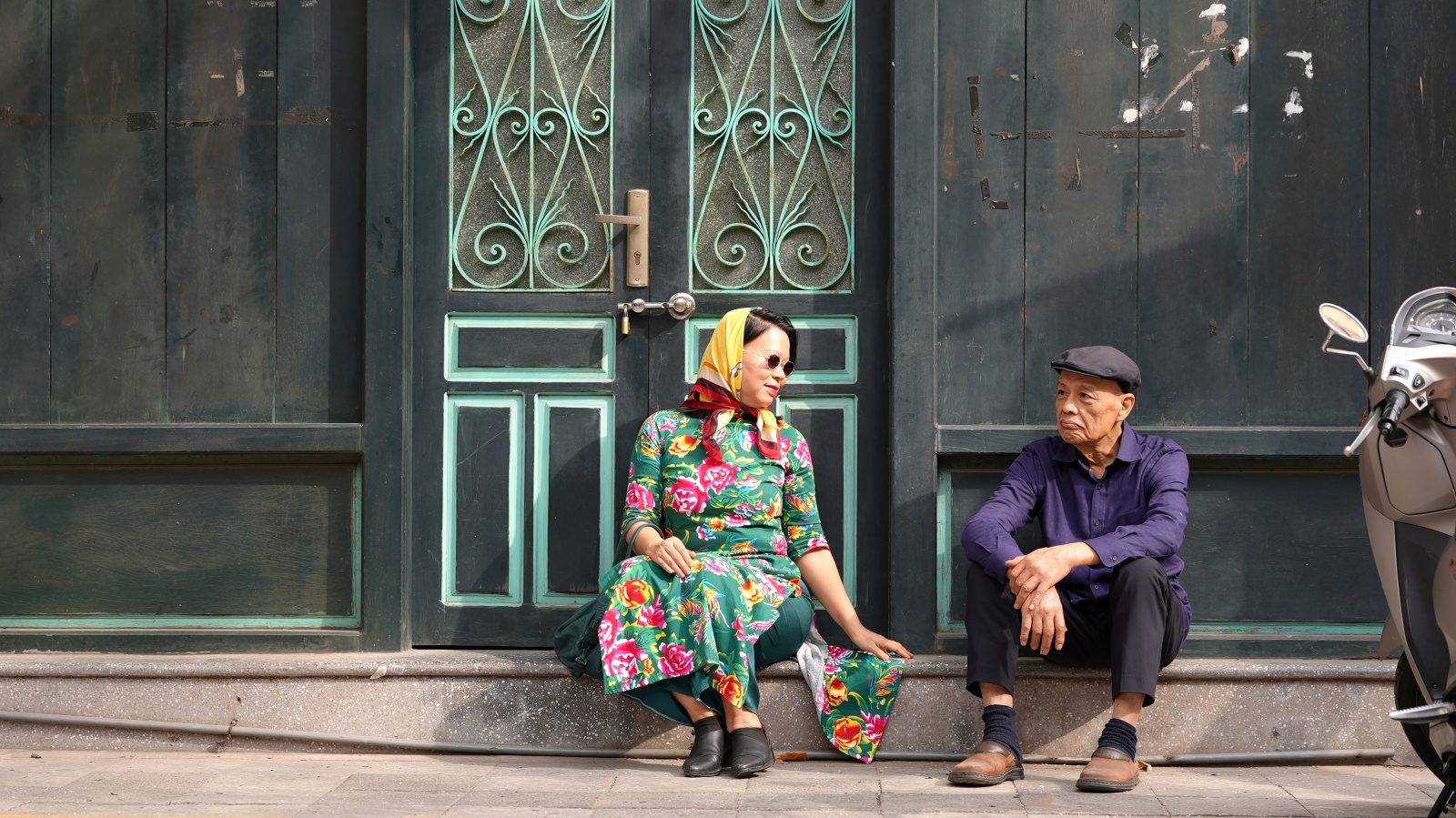 Hà Nội và TP.HCM yên bình đến lạ sáng mùng 1 Tết- Ảnh 13.