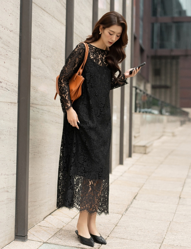 Mùa xuân, nàng xinh đẹp và quý phái trong những chiếc váy cổ điển- Ảnh 10. Mùa xuân, nàng xinh đẹp và quý phái trong những chiếc váy cổ điển- Ảnh 10.