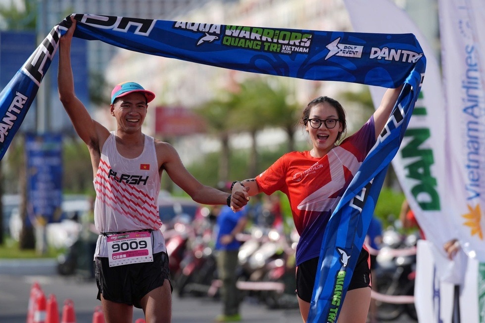 Những nữ VĐV tài năng, xinh đẹp ở giải đấu hấp dẫn Aqua Warriors - 2