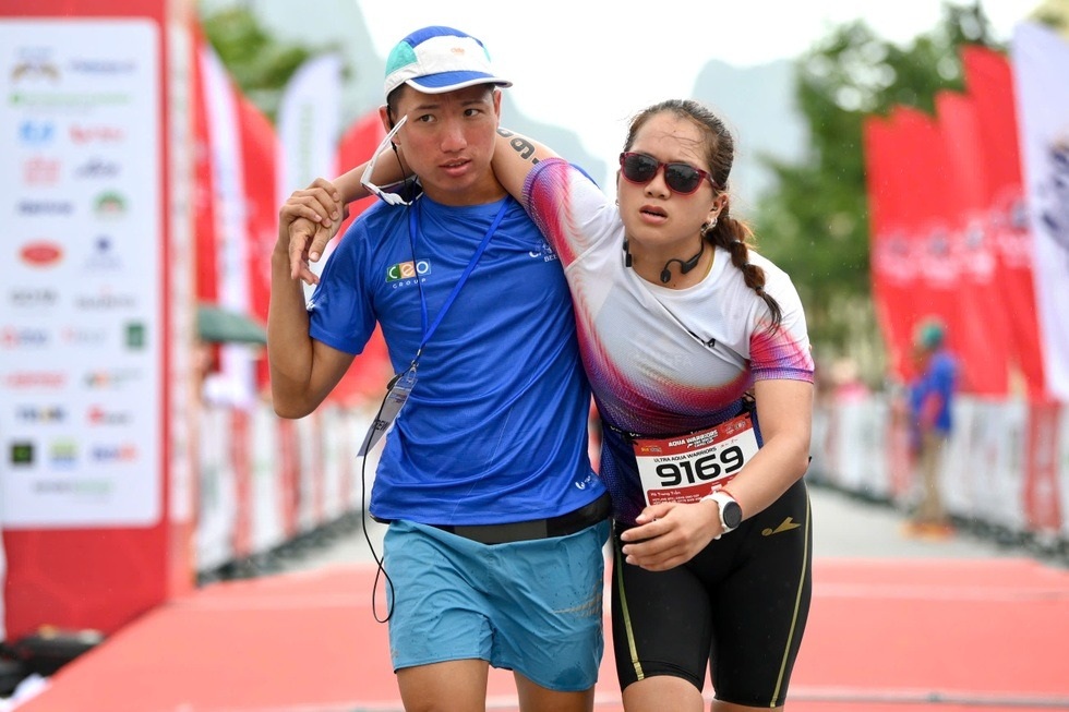 Những nữ VĐV tài năng, xinh đẹp ở giải đấu hấp dẫn Aqua Warriors - 5