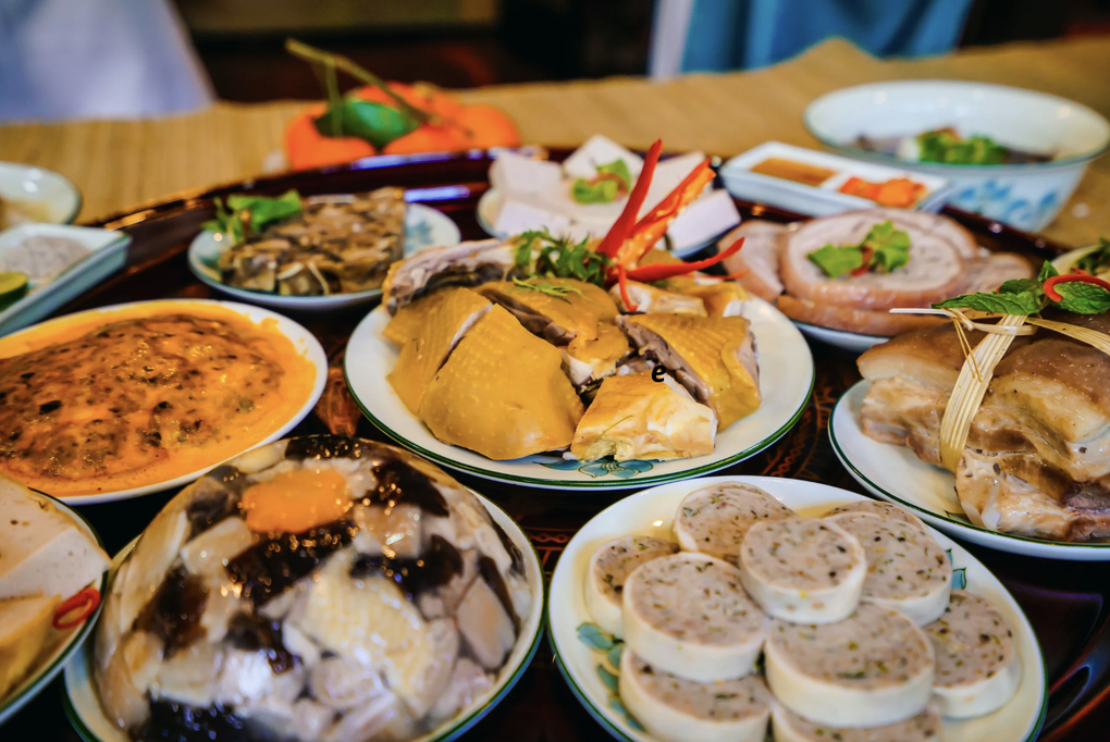 Nguyên tắc 4 đủ giúp da khỏe mạnh, căng bóng suốt dịp Tết - 2