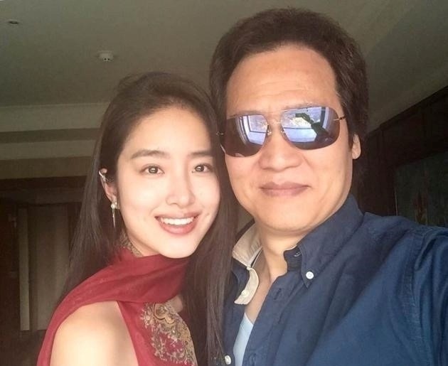 Mỹ nhân 92 sinh con cho thiếu gia tập đoàn được nhà chồng chấp thuận, khoe ảnh đón Tết trong dinh thự xa hoa- Ảnh 11.