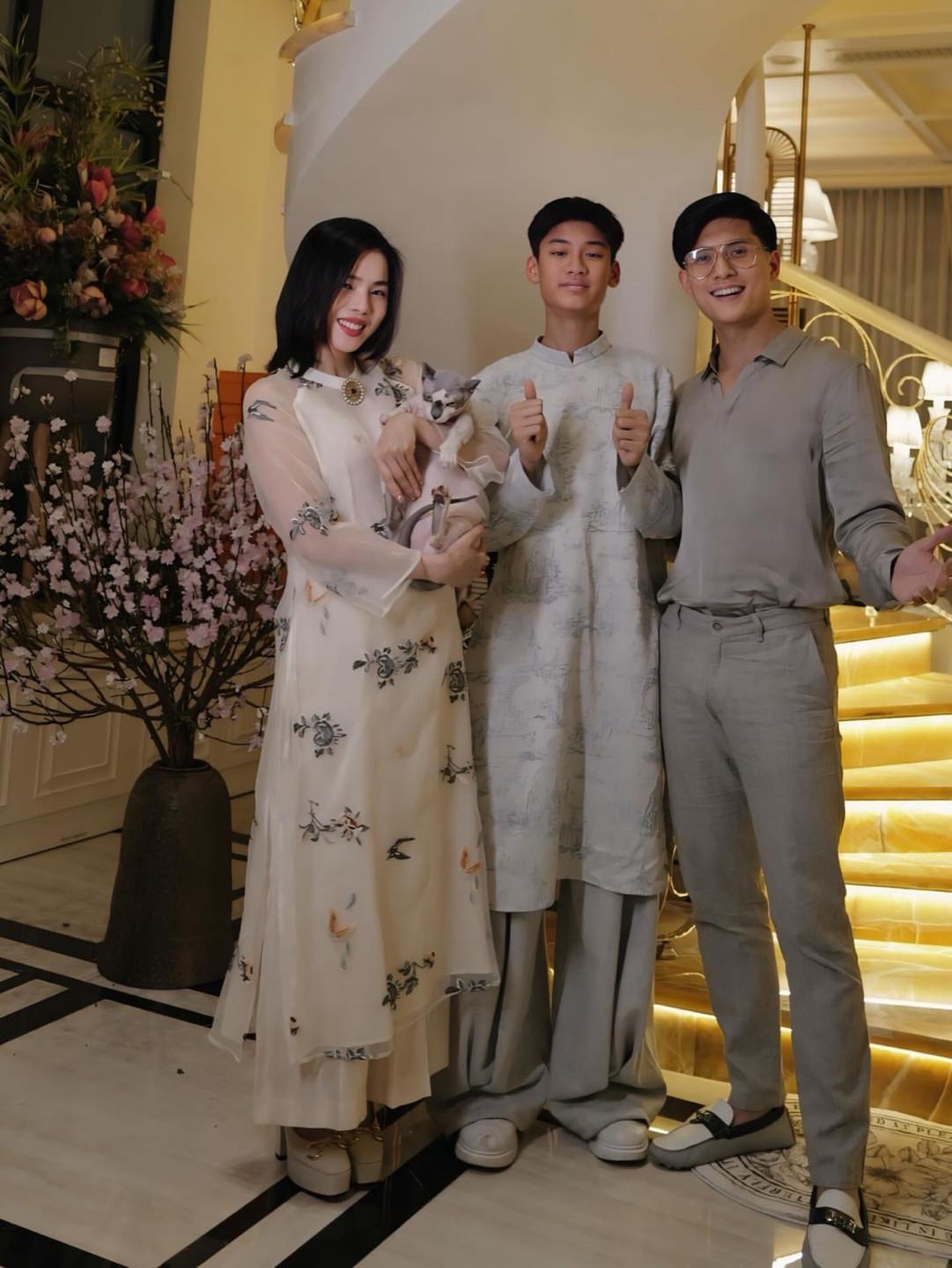 Mùng 1 Tết của loạt mỹ nhân Việt lấy chồng thiếu gia: Đỗ Thị Hà gây chú ý - 13