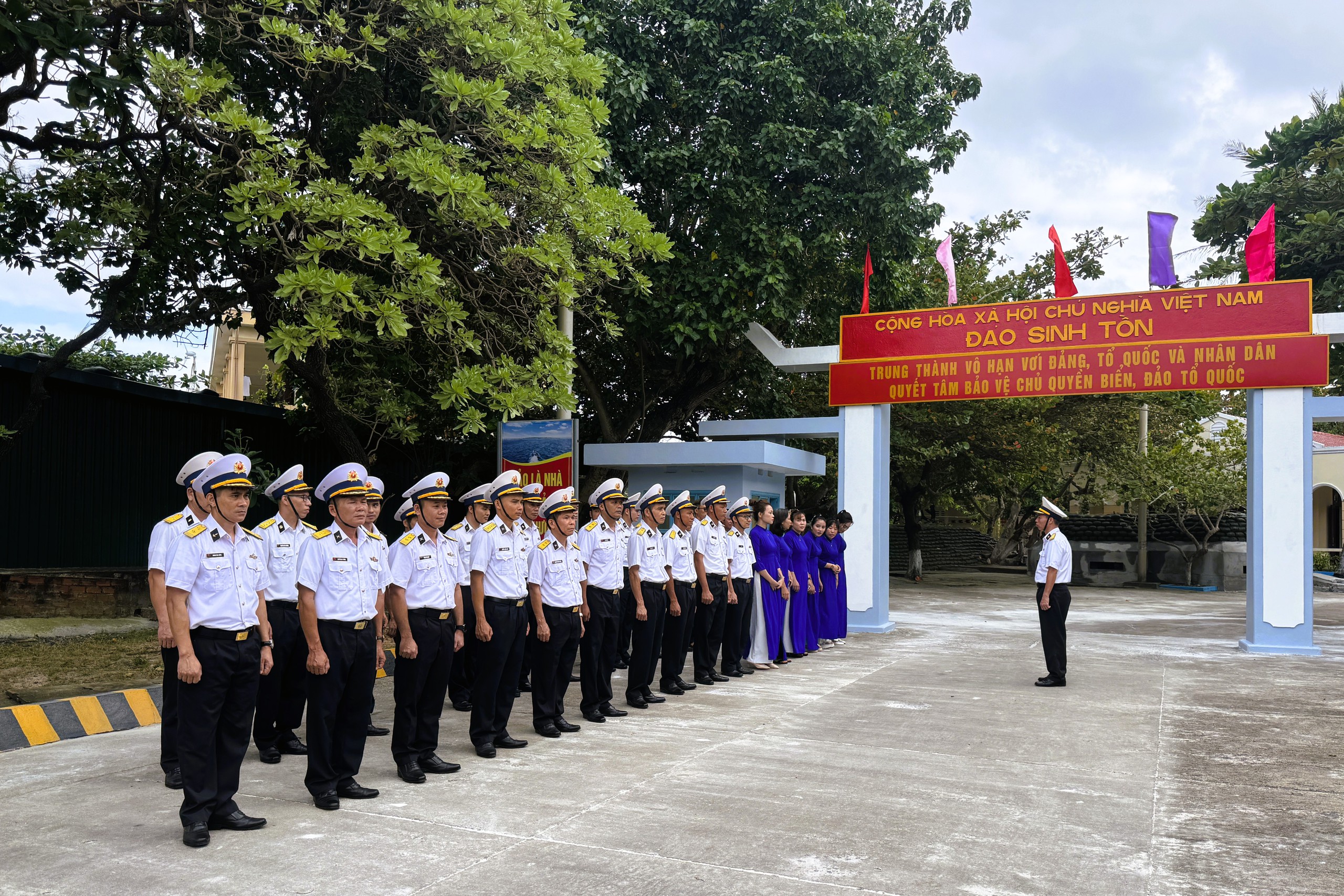 Tết ở Trường Sa - Kỳ 7: Sinh Tồn xanh xanh- Ảnh 8.