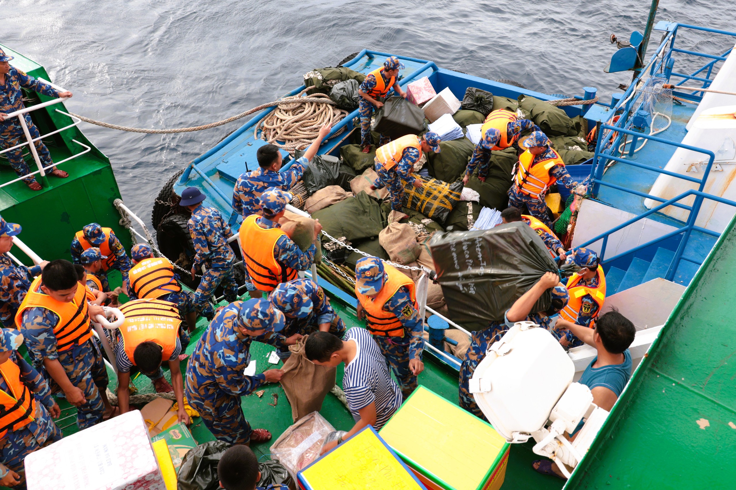 Tết ở Trường Sa - Kỳ 7: Sinh Tồn xanh xanh- Ảnh 17.