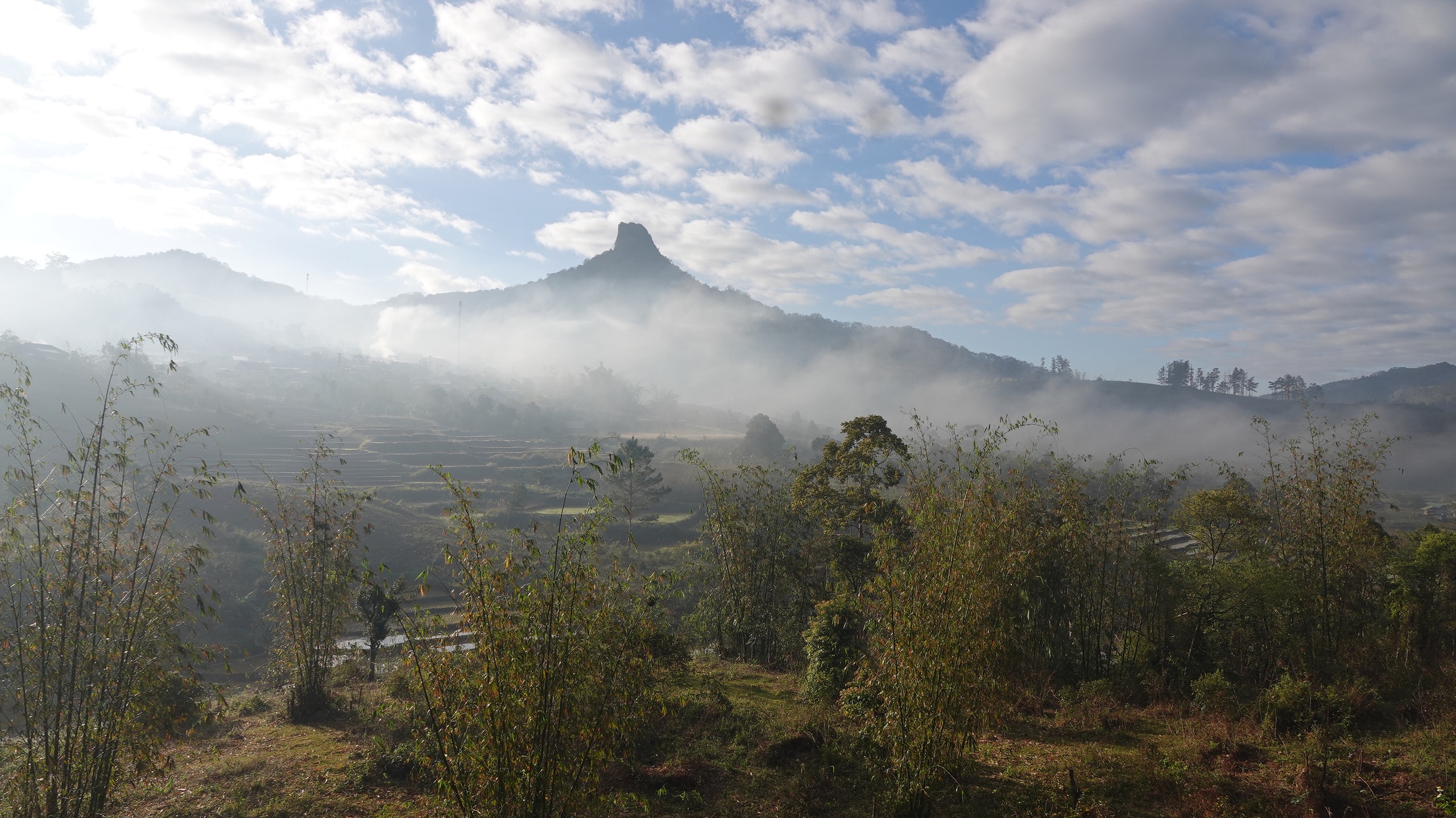 Tết ở xứ mưa 9 tháng: ‘Đặc sản’ giữa thung lũng Peng Lang- Ảnh 10.