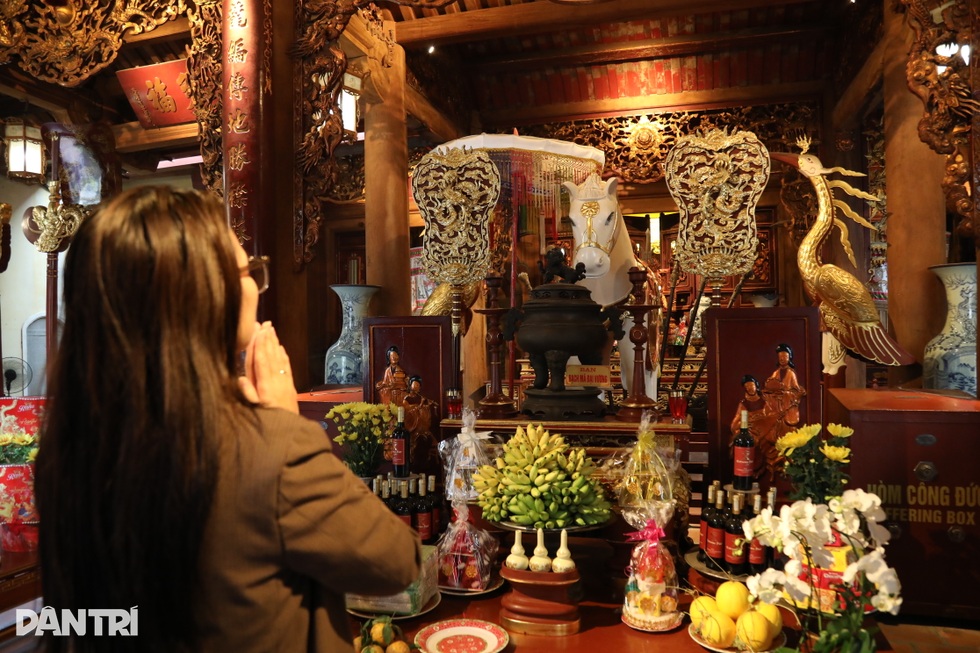 Chuyện về ngôi đền thờ ngựa trắng linh thiêng hơn nghìn năm tuổi ở Hà Nội - 2