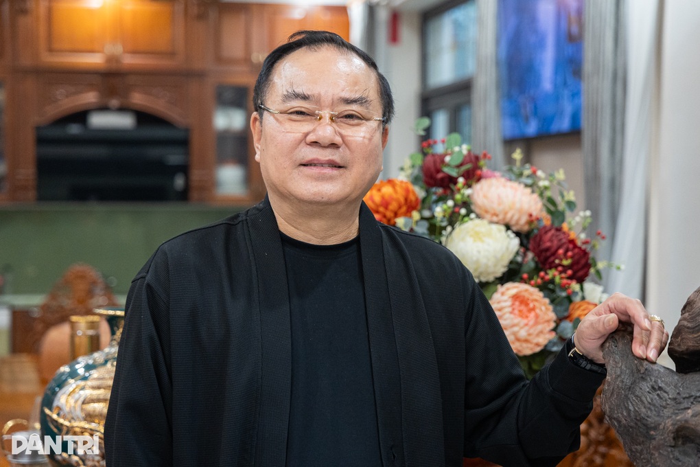 NSND Quốc Trượng dậy từ 3h sáng, đi bộ 10km để đi chợ Tết cùng mẹ - 2