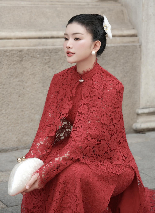 5 gam màu áo dài không thể thiếu trong ba ngày tết- Ảnh 3.