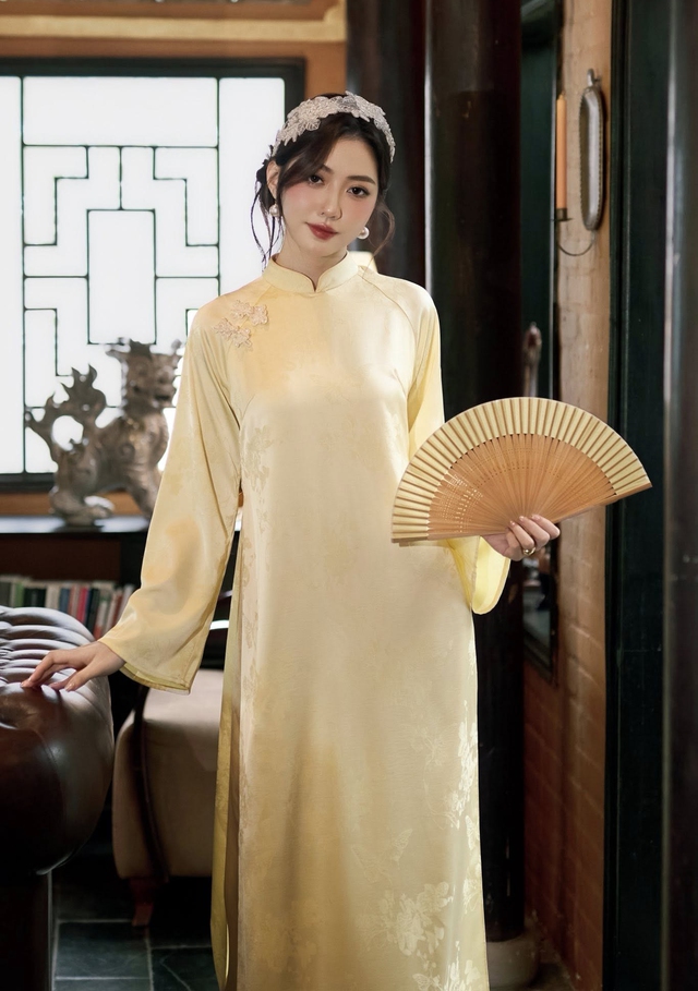 5 gam màu áo dài không thể thiếu trong ba ngày tết- Ảnh 4.