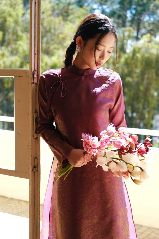 5 gam màu áo dài không thể thiếu trong ba ngày tết- Ảnh 7.