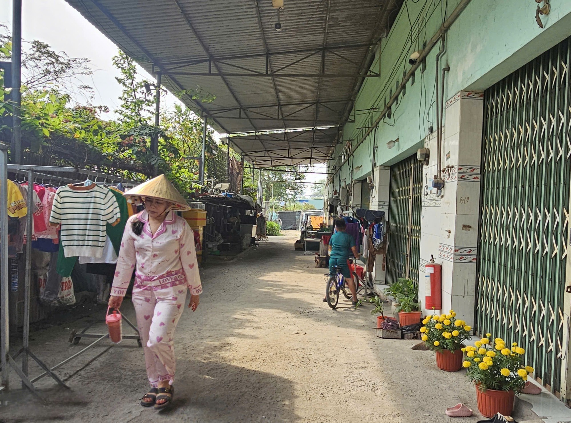 Lý do công nhân chọn ở lại thủ phủ công nghiệp đón Tết - Ảnh 2.