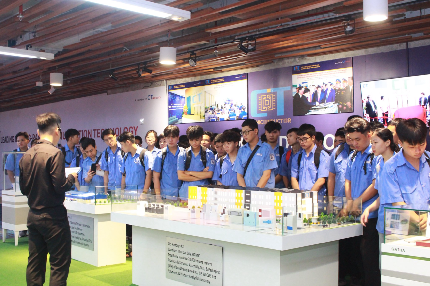 Nhìn lại một năm thăng trầm thị trường việc làm - Ảnh 4.