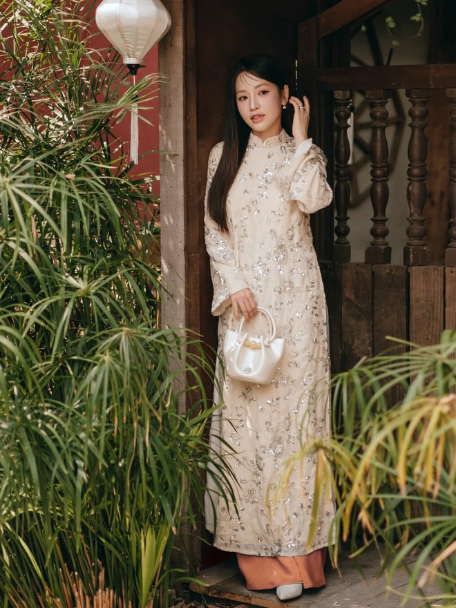 Túi xách nhỏ xinh nâng tầm bản phối áo dài du xuân 2026- Ảnh 3.