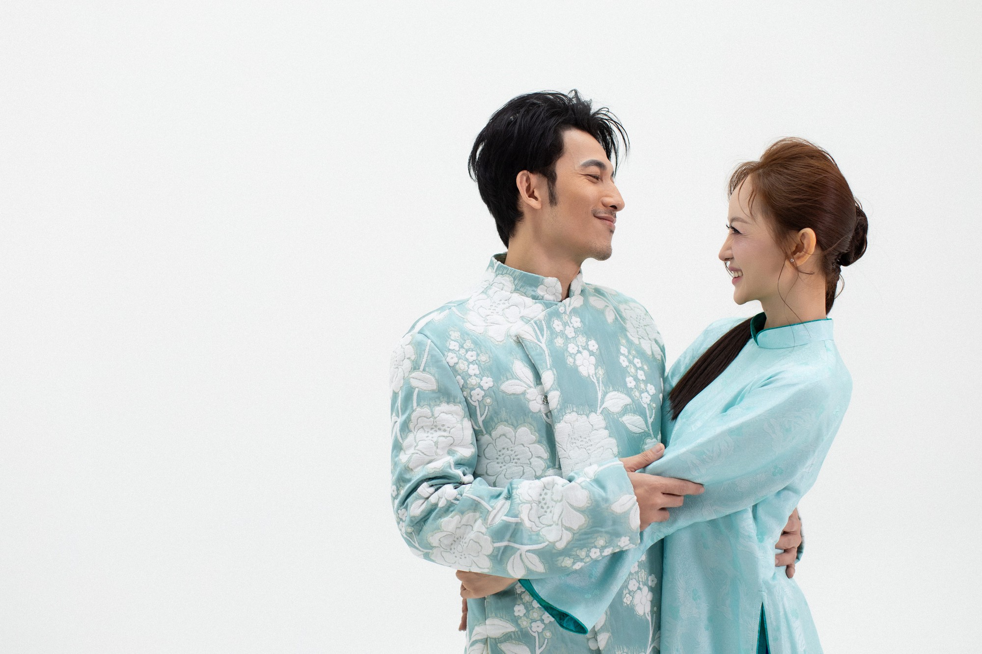 Liên Bỉnh Phát lần đầu trải lòng cùng bạn gái Ngọc Kayla: Liên Bỉnh Phát lần đầu trải lòng cùng bạn gái Ngọc Kayla: