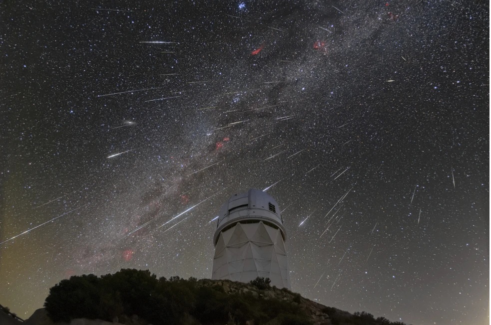 9 trận mưa sao băng không thể bỏ lỡ trong năm Bính Ngọ- Ảnh 1. 9 trận mưa sao băng không thể bỏ lỡ trong năm Bính Ngọ- Ảnh 1.