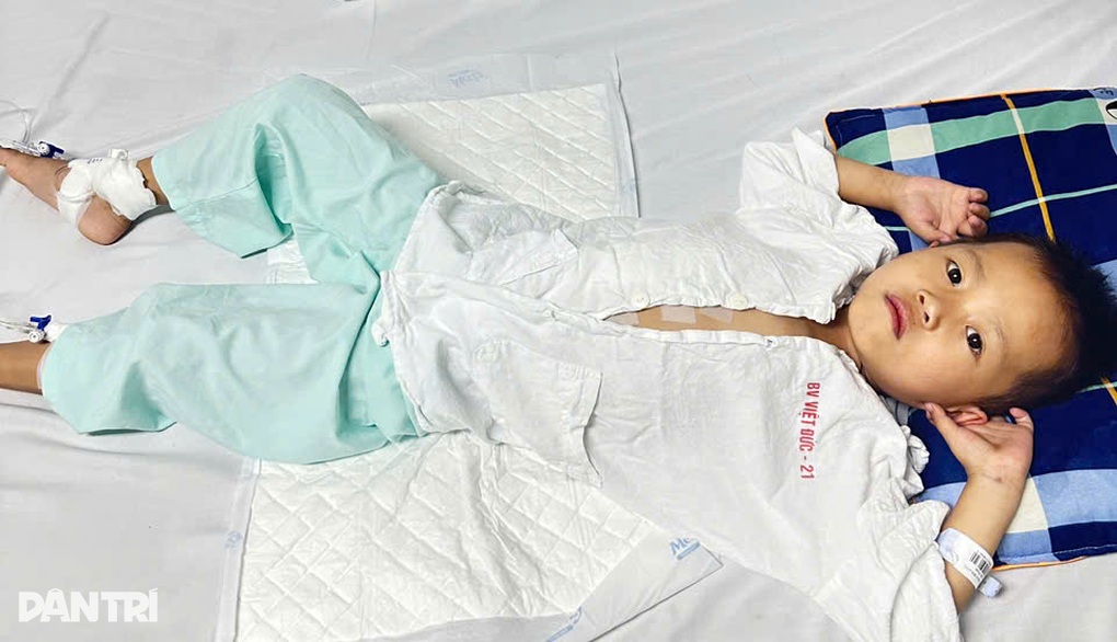 “Cô ơi, con mổ lách thành công rồi!” - 3