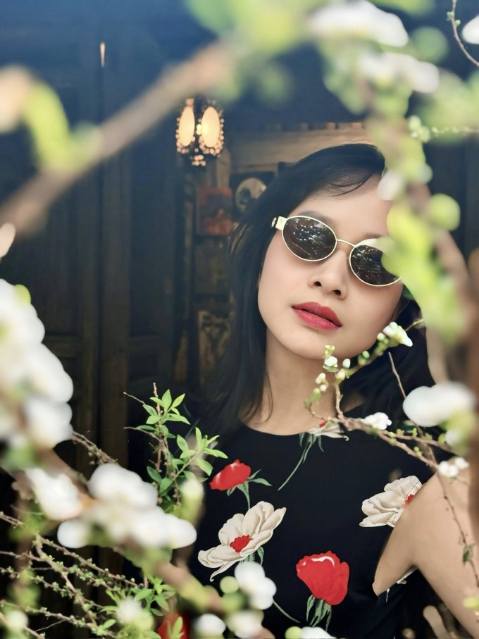 Diệu Thảo Phía trước là bầu trời được khen đẹp không tuổi 7 Sau vai Thảo của "Phía trước là bầu trời", cô được mời tham gia một số phim nhưng đã kết thúc nghiệp diễn từ 15 năm trước. Cô chọn tập trung cho công việc giảng dạy đàn tì bà tại Học viện Âm nhạc Quốc gia Việt Nam và thỉnh thoảng làm MC cho một số chương trình truyền hình.