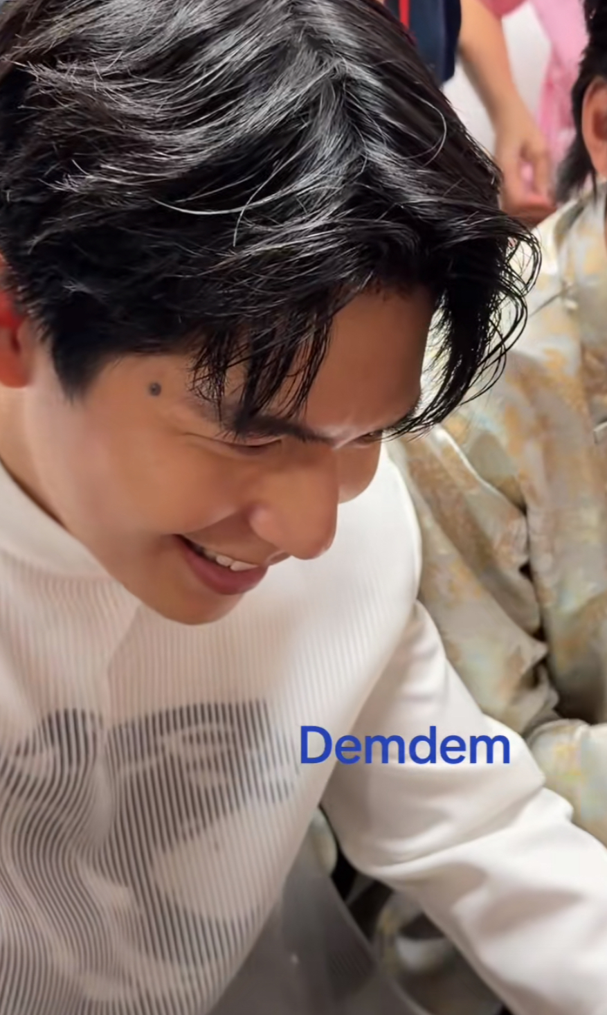 Trấn Thành vướng tranh dữ dội khi viết lời chúc khiến LyLy suýt khóc, Quốc Anh sượng trân- Ảnh 2.