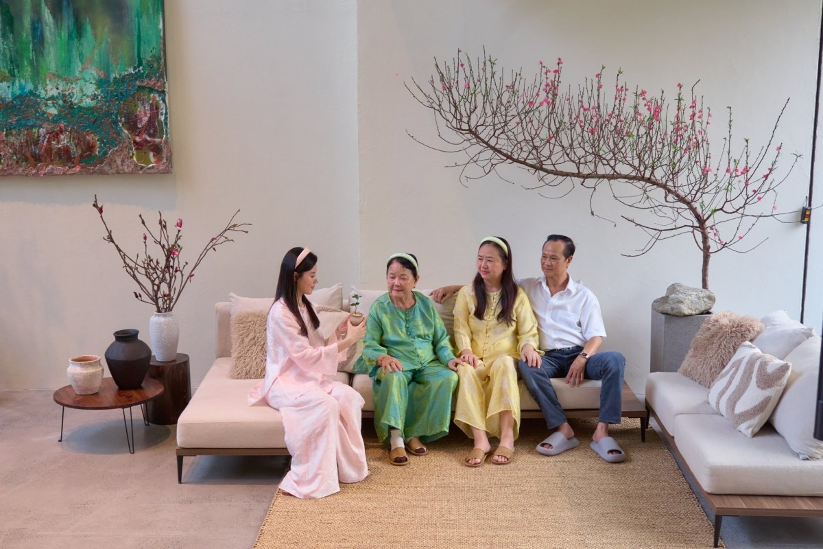 Nghệ sĩ Việt đón Tết 2026: Decor nhà đẹp như tranh, góc nào cũng có thể trở thành background Nghệ sĩ Việt đón Tết 2026: Decor nhà đẹp như tranh, góc nào cũng có thể trở thành background