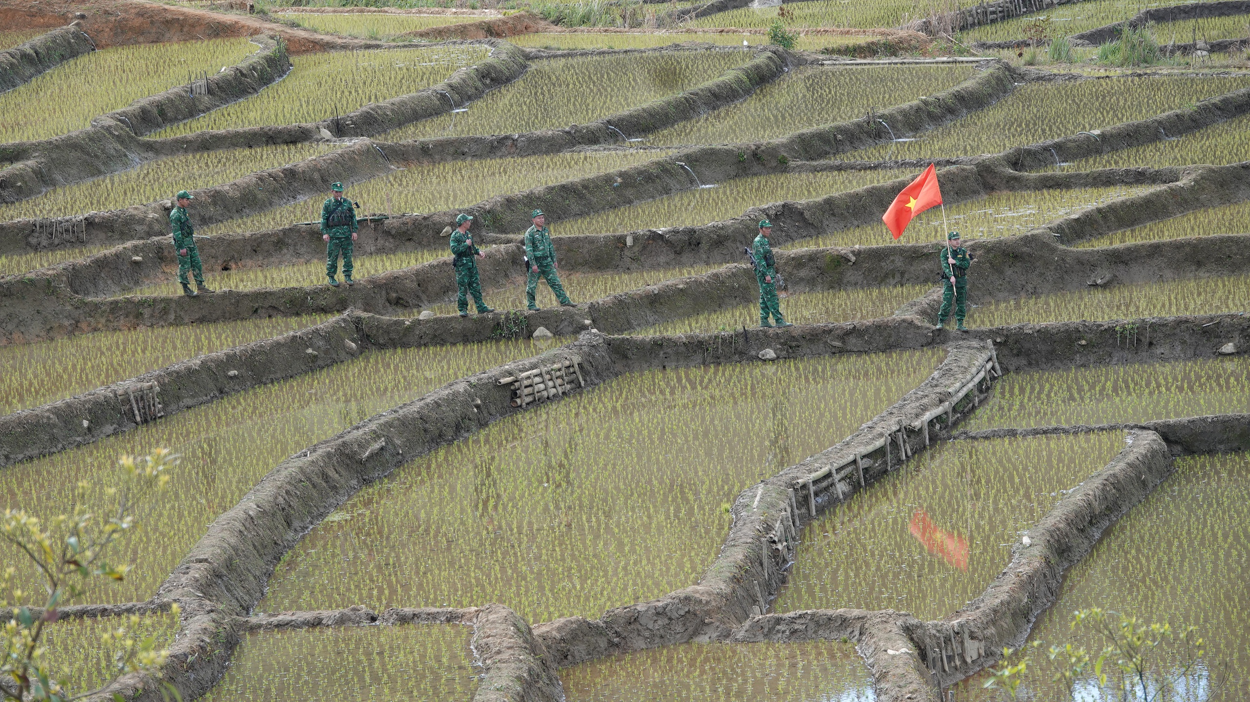 Tết ấm biên cương ở Quảng Ngãi, gieo 'hạt giống' nơi Dục Nông hút gió- Ảnh 3. Tết ấm biên cương ở Quảng Ngãi, gieo 'hạt giống' nơi Dục Nông hút gió- Ảnh 3.